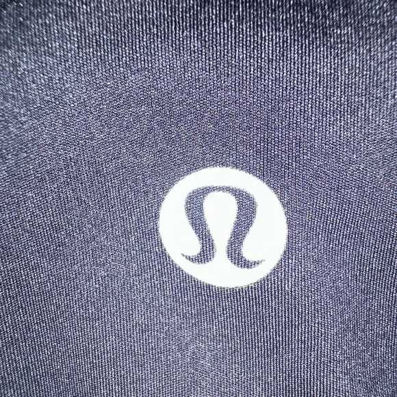 Lululemon black leggings with camo mesh detail - Picture 10 of 16